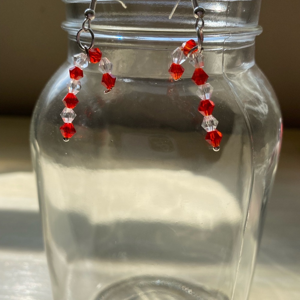 ❤️ 5 for $20 ❤️ Beaded candy cane earrings
